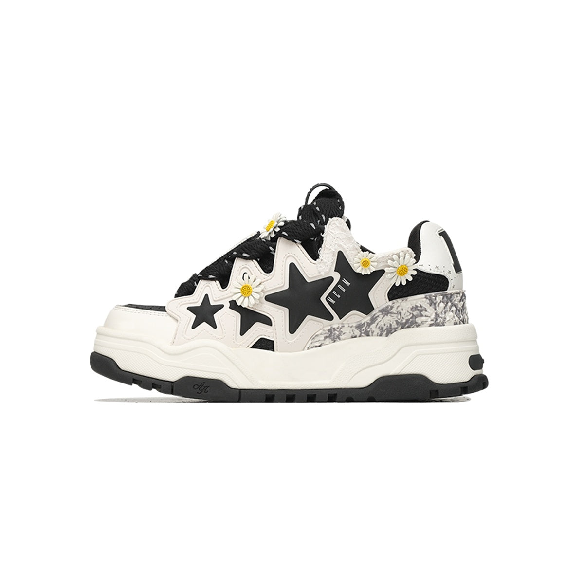 KAALIXTO--Daisy Bread Shoes - Unisex